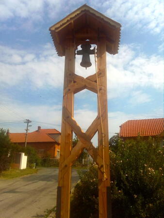 Dřevěné zvonice a zvoničky